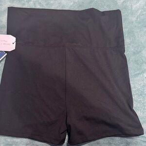 Elegant Black High-Waist Women's Shorts